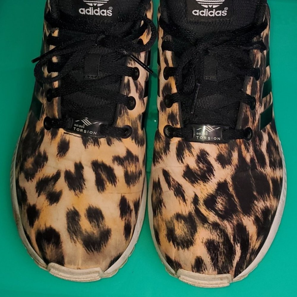 Adidas Torsion ZX Flux Sneakers (Tan/Blk Leopard Print); Men's sz. 7